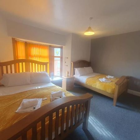 Вілла Guardian View Abertillery Екстер'єр фото